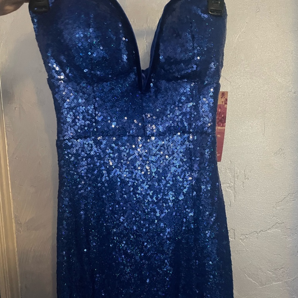 Elegant Blue Sequin Dress